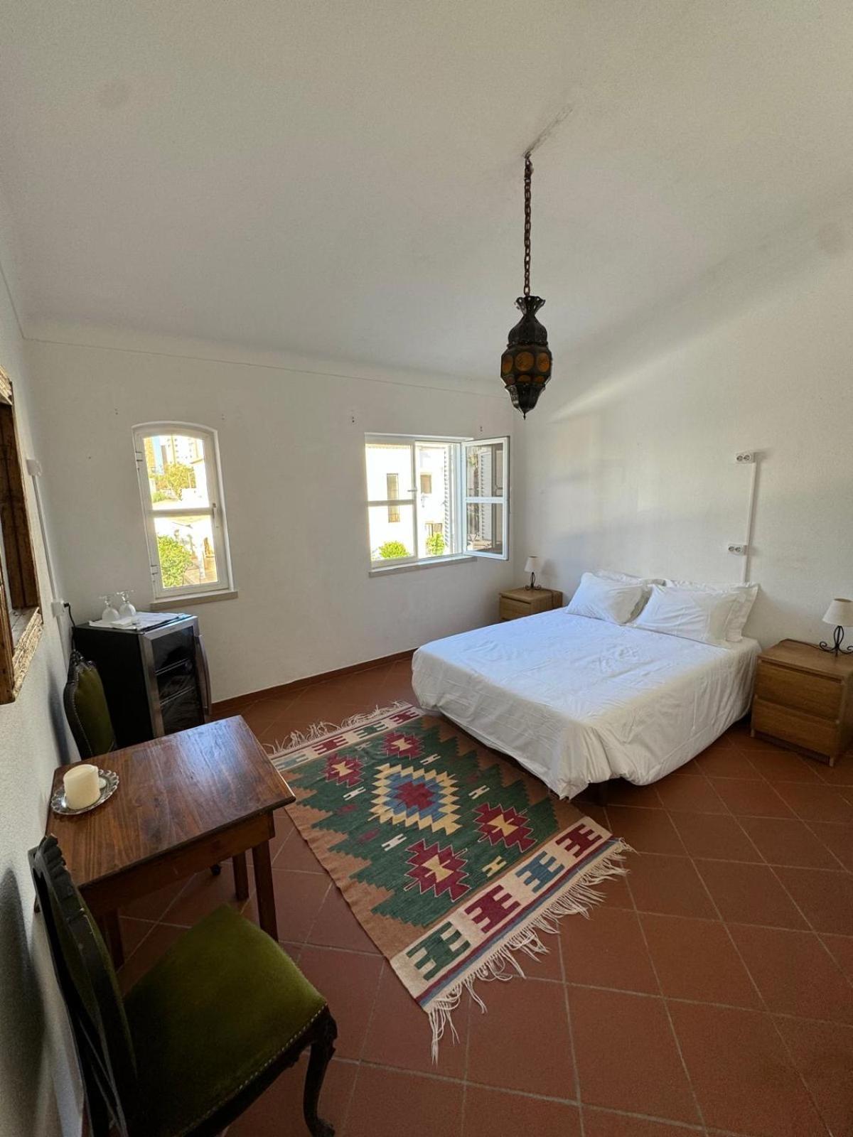 לאגוּ‏ש Villa 46 Hostel מראה חיצוני תמונה