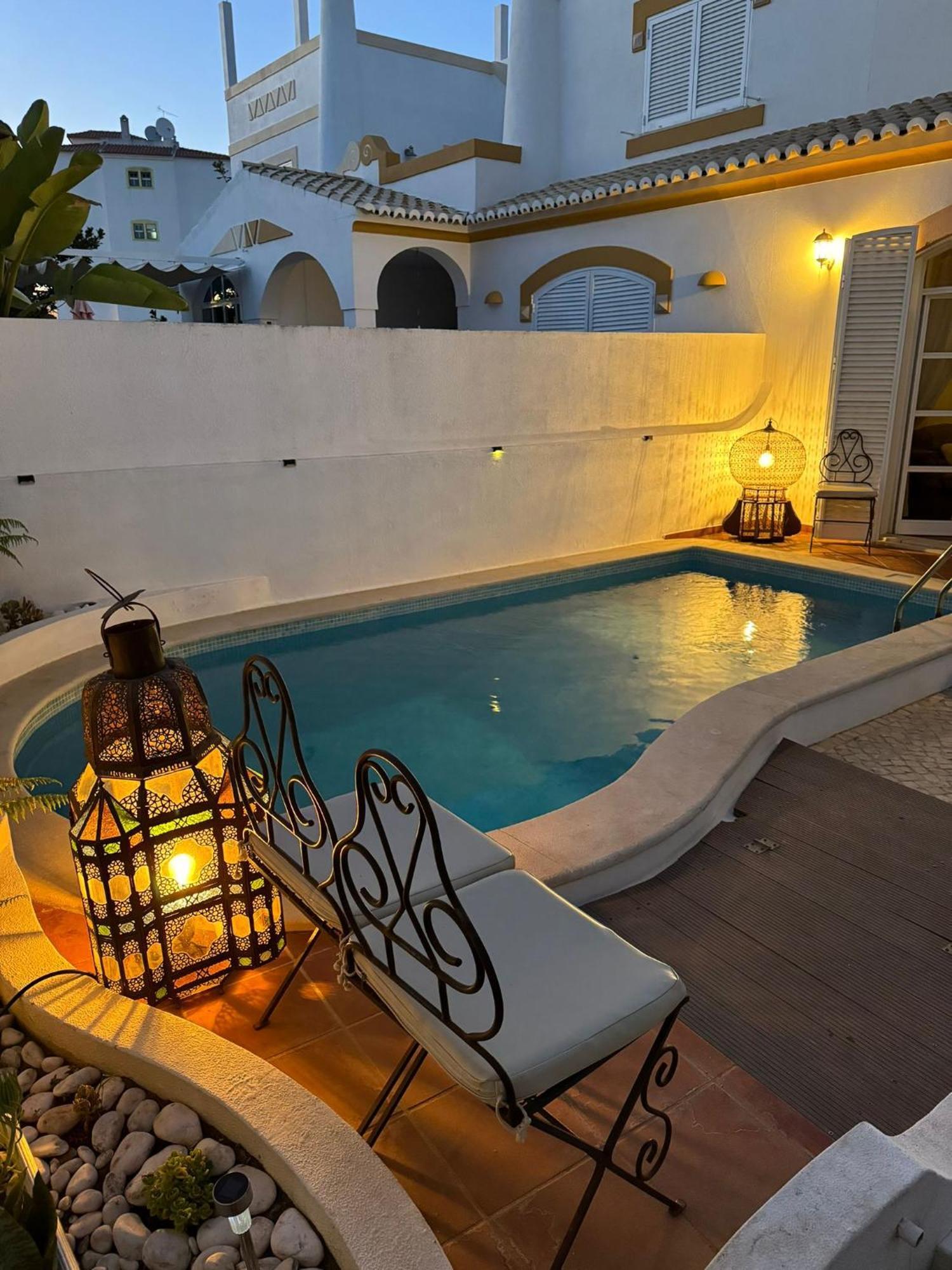 לאגוּ‏ש Villa 46 Hostel מראה חיצוני תמונה